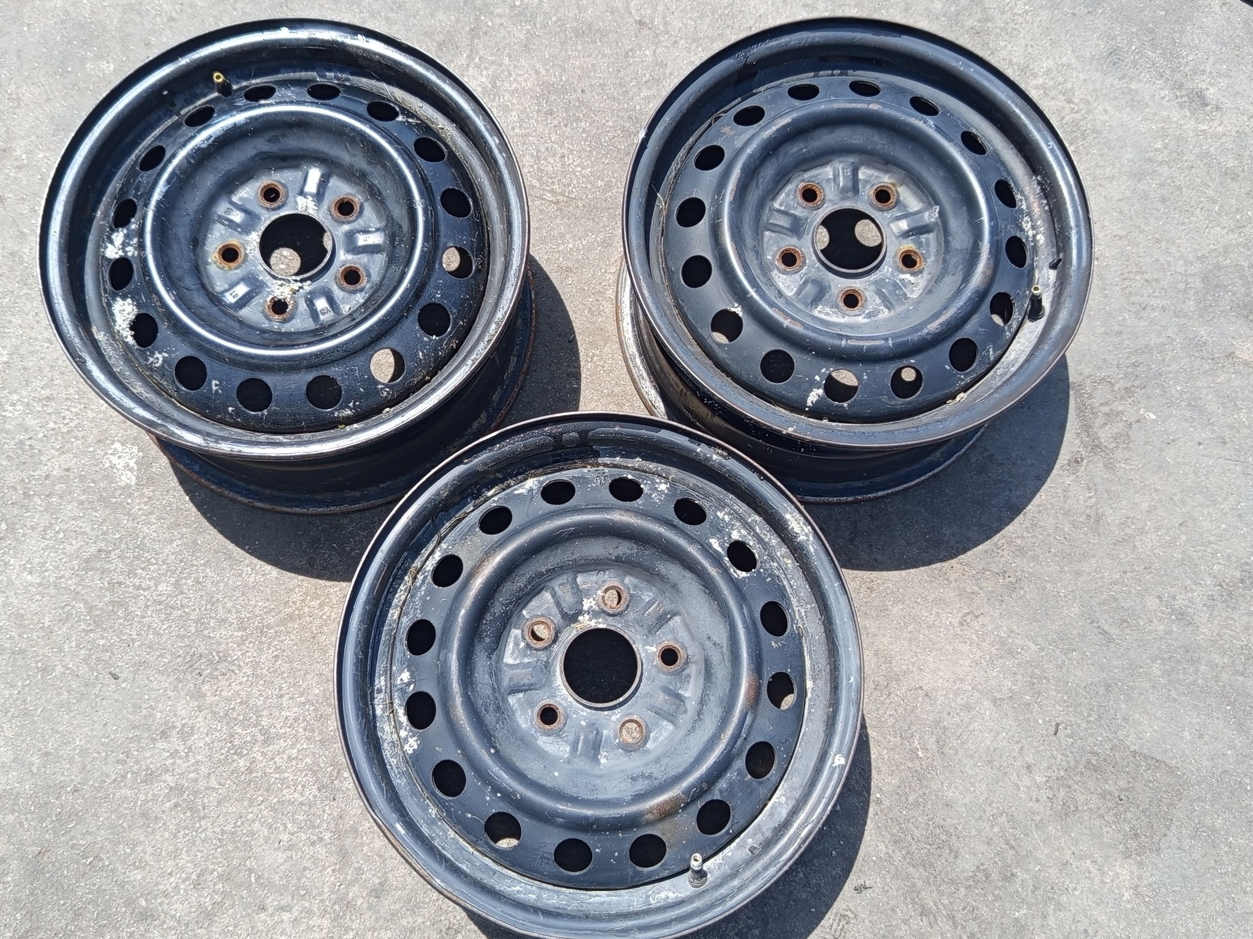 toyota gara diska 15. 3 stuk 660 TMT - Howdan "W" - img 1