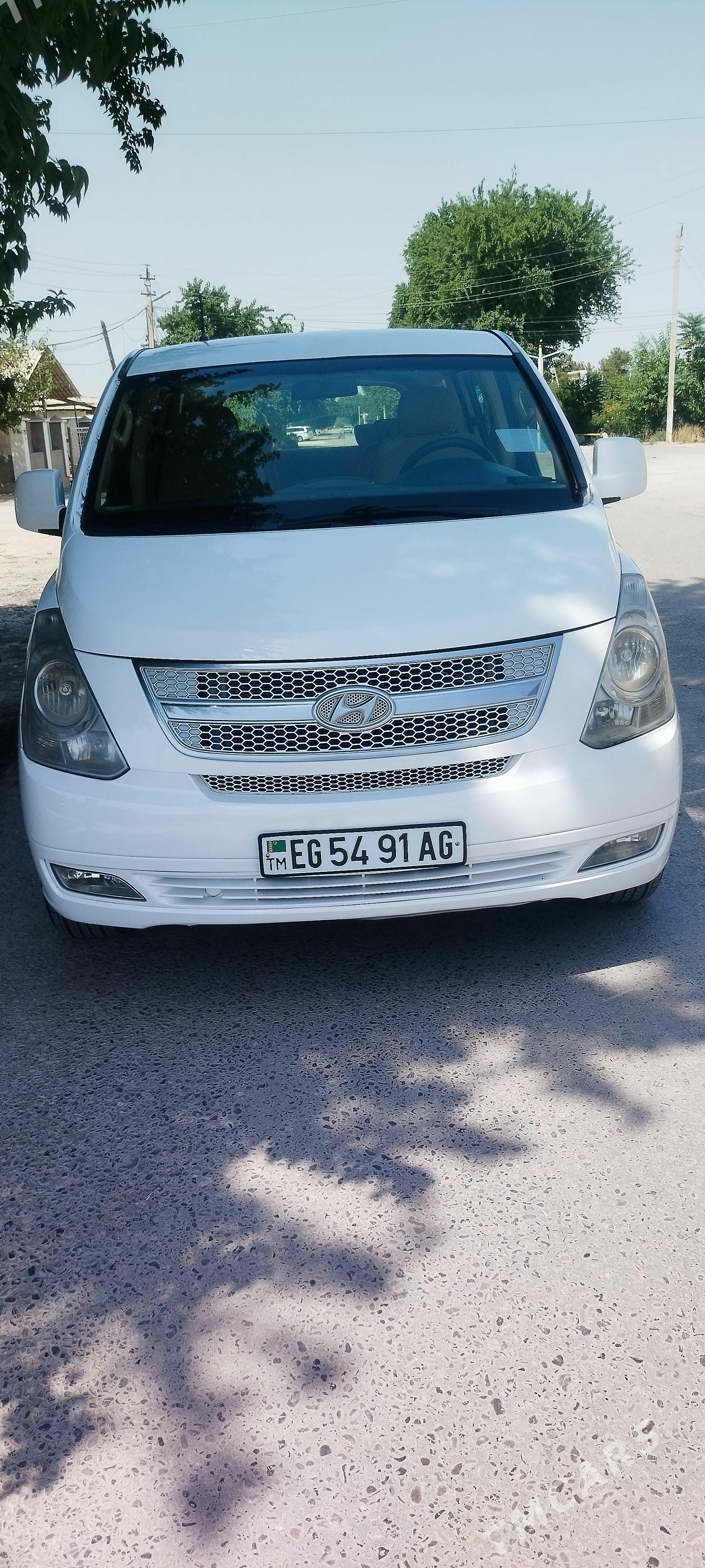 Hyundai H-1 2011 - 185 000 TMT - Яшлык - img 1