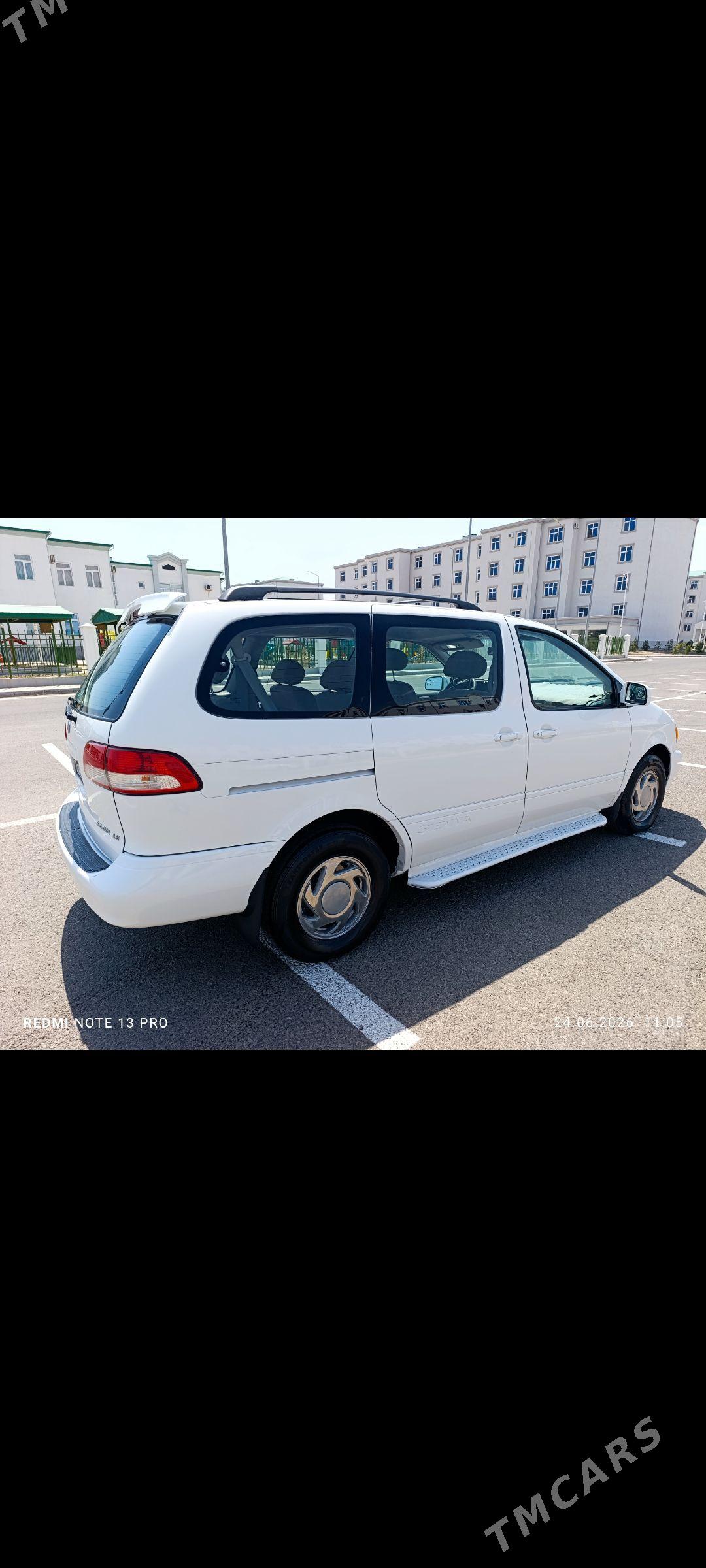 Toyota Sienna 2001 - 230 000 TMT - Мары - img 1