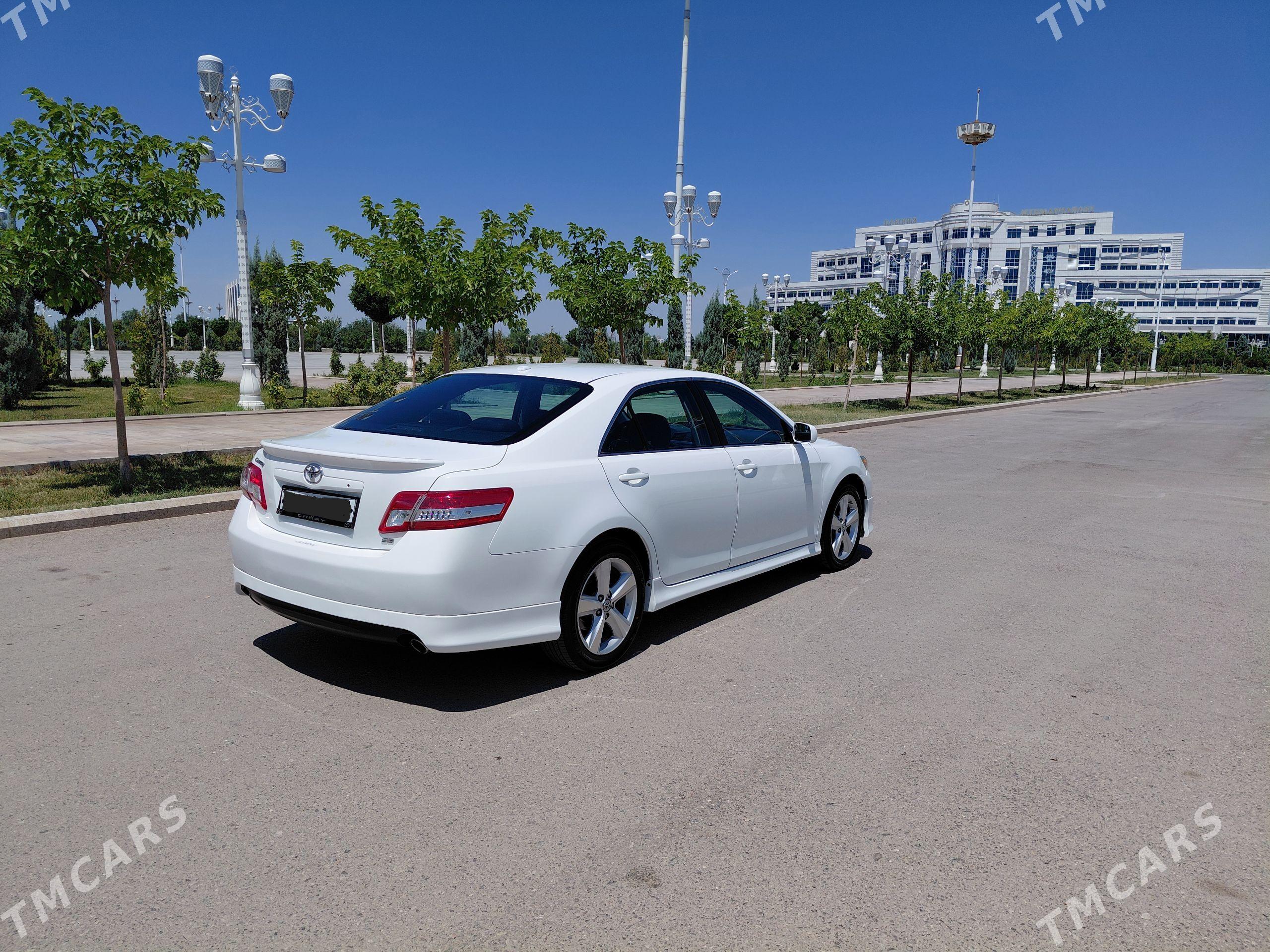 Toyota Camry 2010 - 280 000 TMT - Дашогуз - img 1