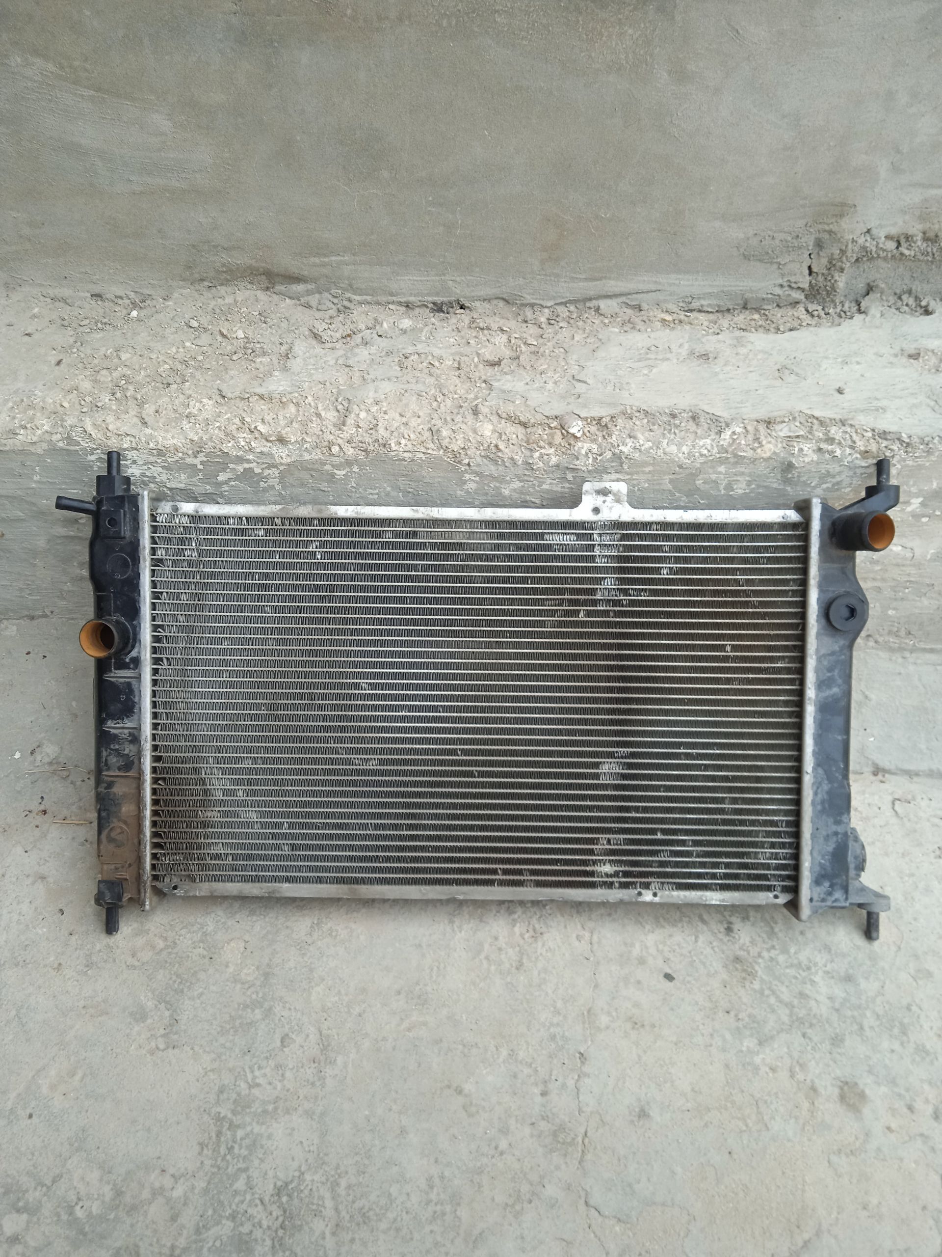 Opel radiator 300 TMT - Balkanabat - img 1