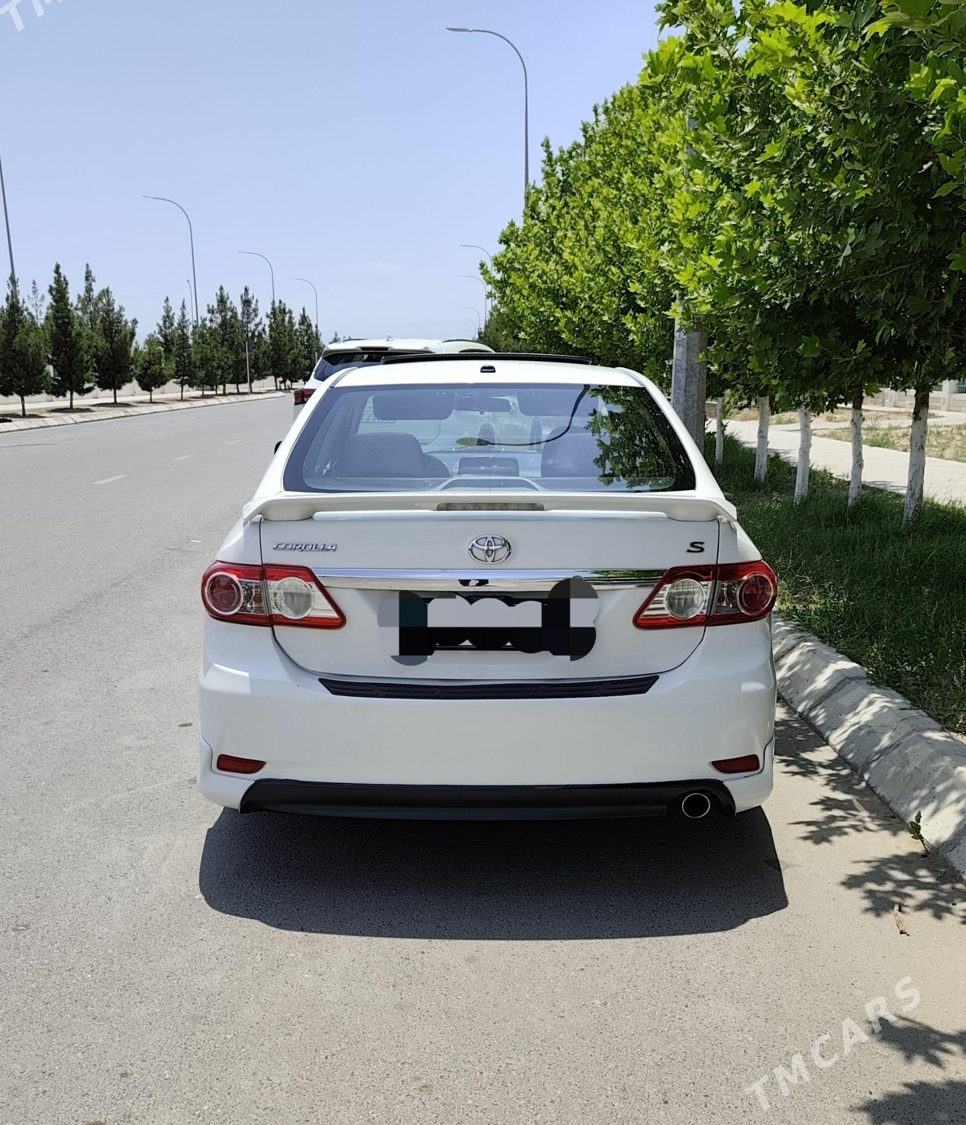 Toyota Corolla 2011 - 220 000 TMT - Тязе заман - img 1