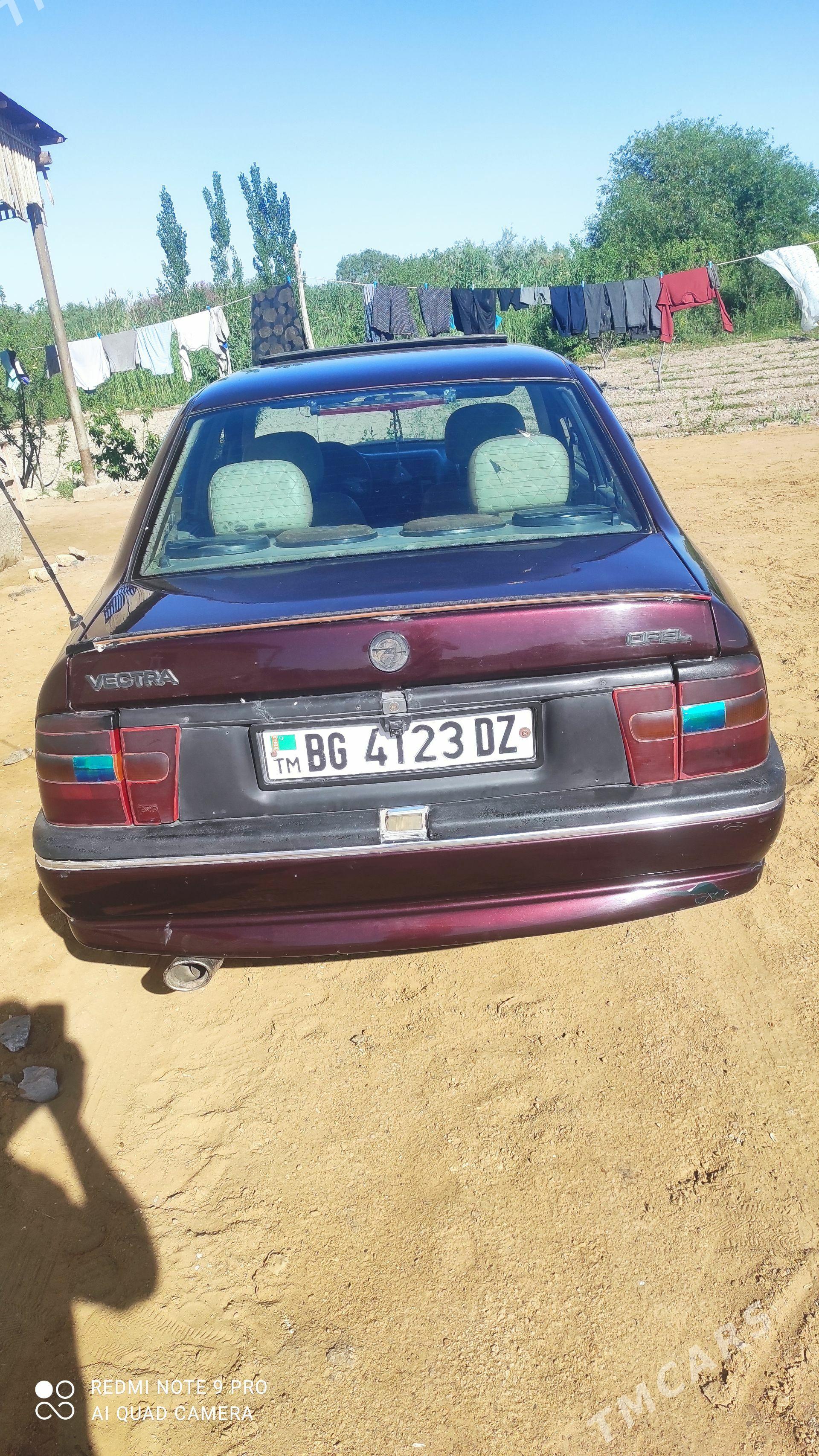 Opel Vectra 1990 - 30 000 TMT - Губадаг - img 1