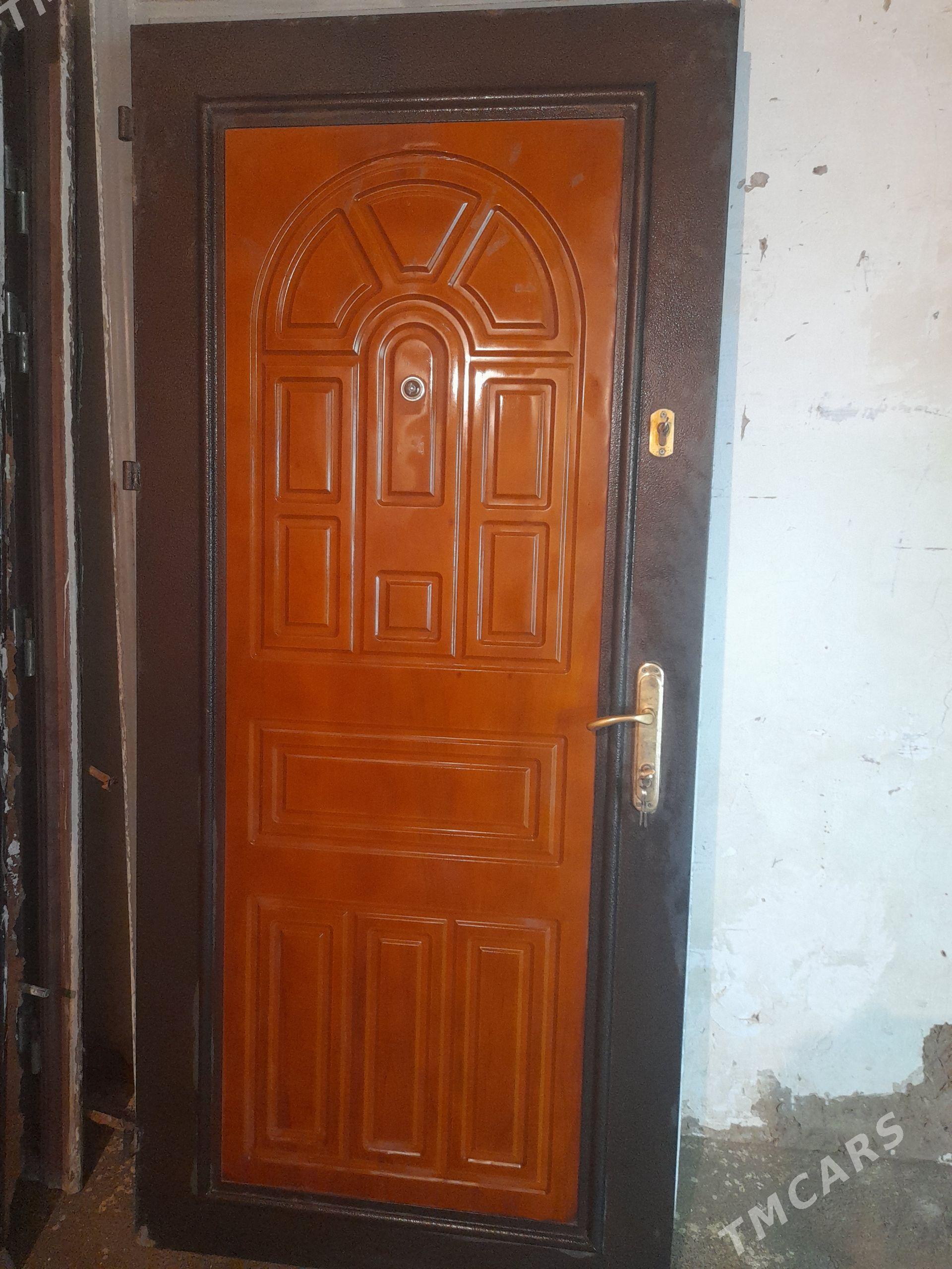 Daşky gapy - Aşgabat - img 1