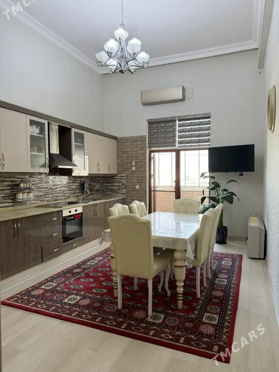 Элитка 3 ком 190м2 продажа - Sowetskiý köç. (Garaşsyzlyk şaýoly) - img 1