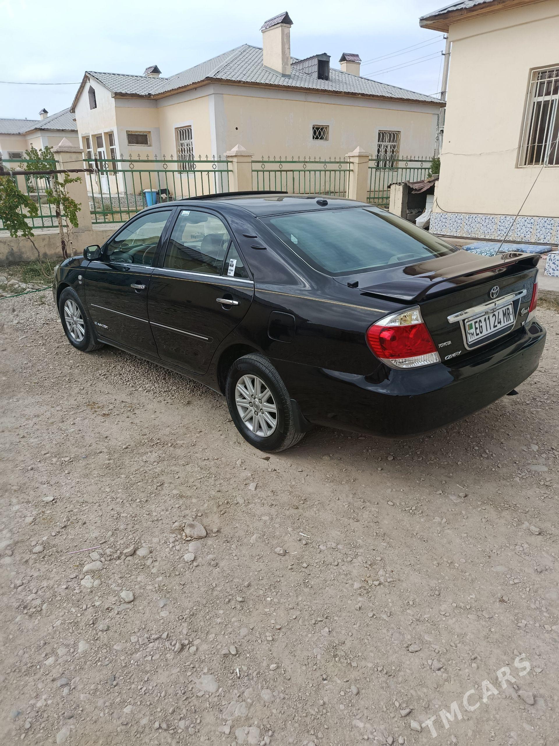Toyota Camry 2005 - 270 000 TMT - Mary - img 1