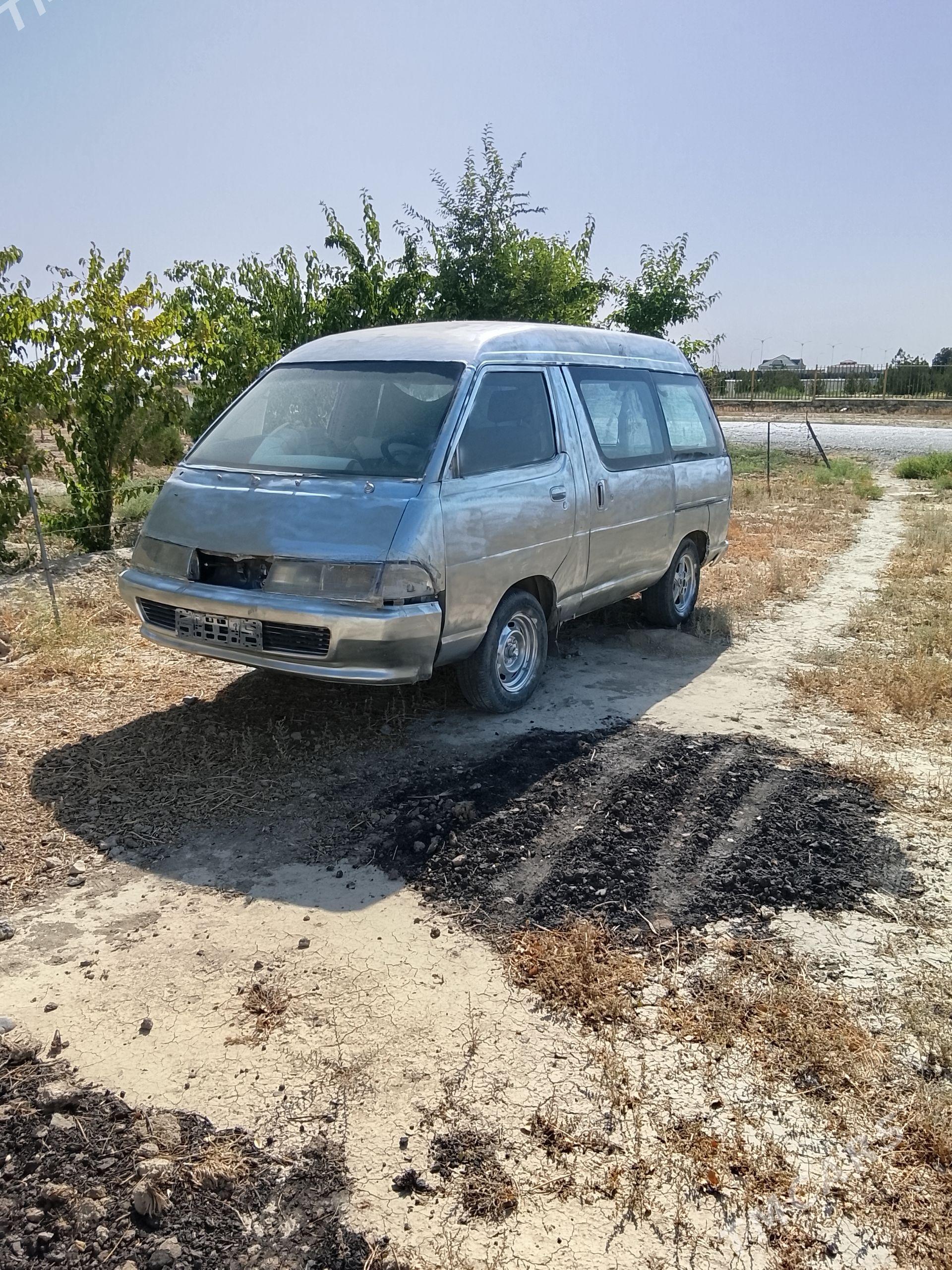 Toyota Town Ace 1993 - 8 000 TMT - Gyzylarbat - img 1