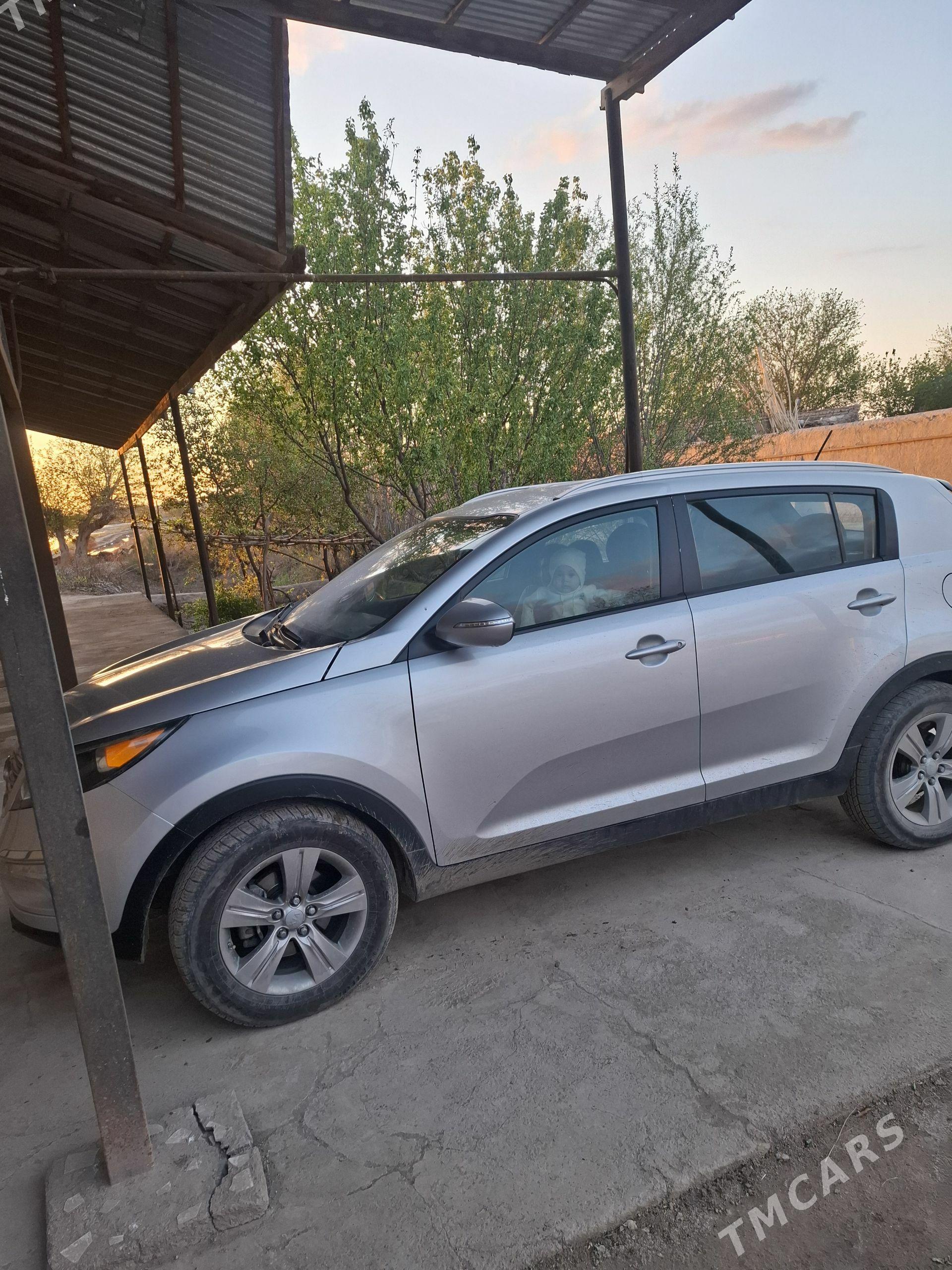Kia Sportage 2012 - 220 000 TMT - Кёнеургенч - img 1