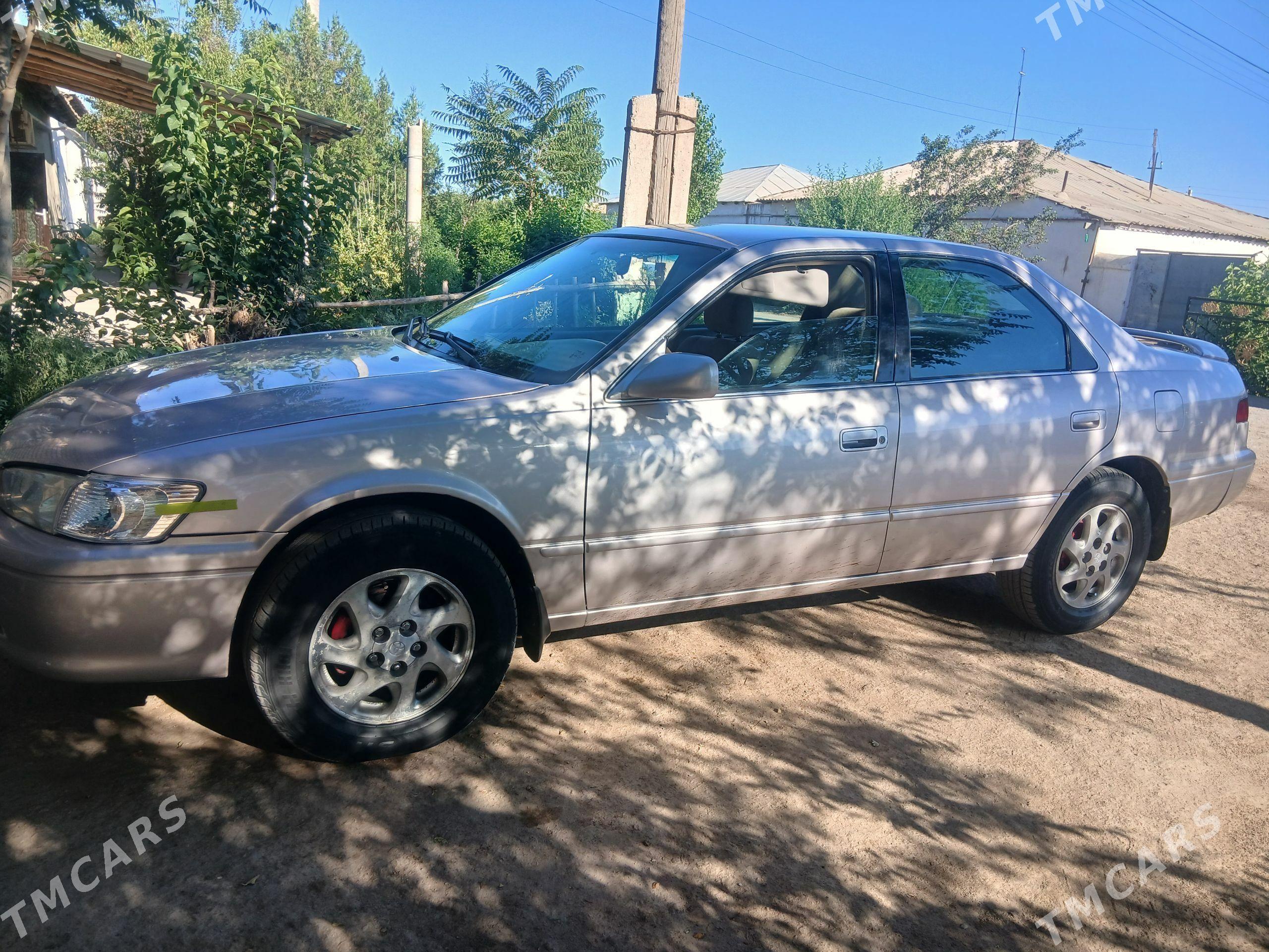 Toyota Camry 1999 - 156 000 TMT - Boldumsaz - img 1