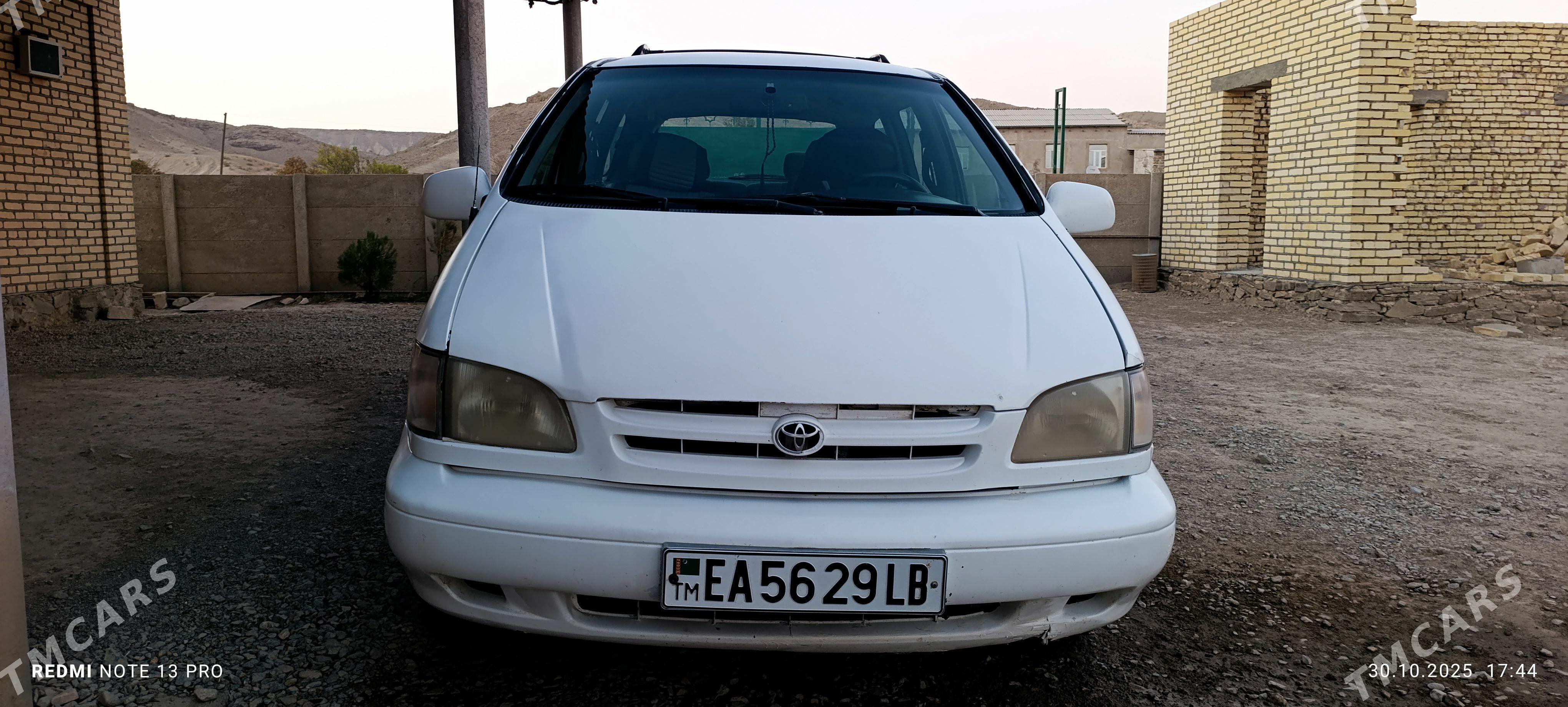 Toyota Sienna 1999 - 160 000 TMT - Койтендаг - img 1