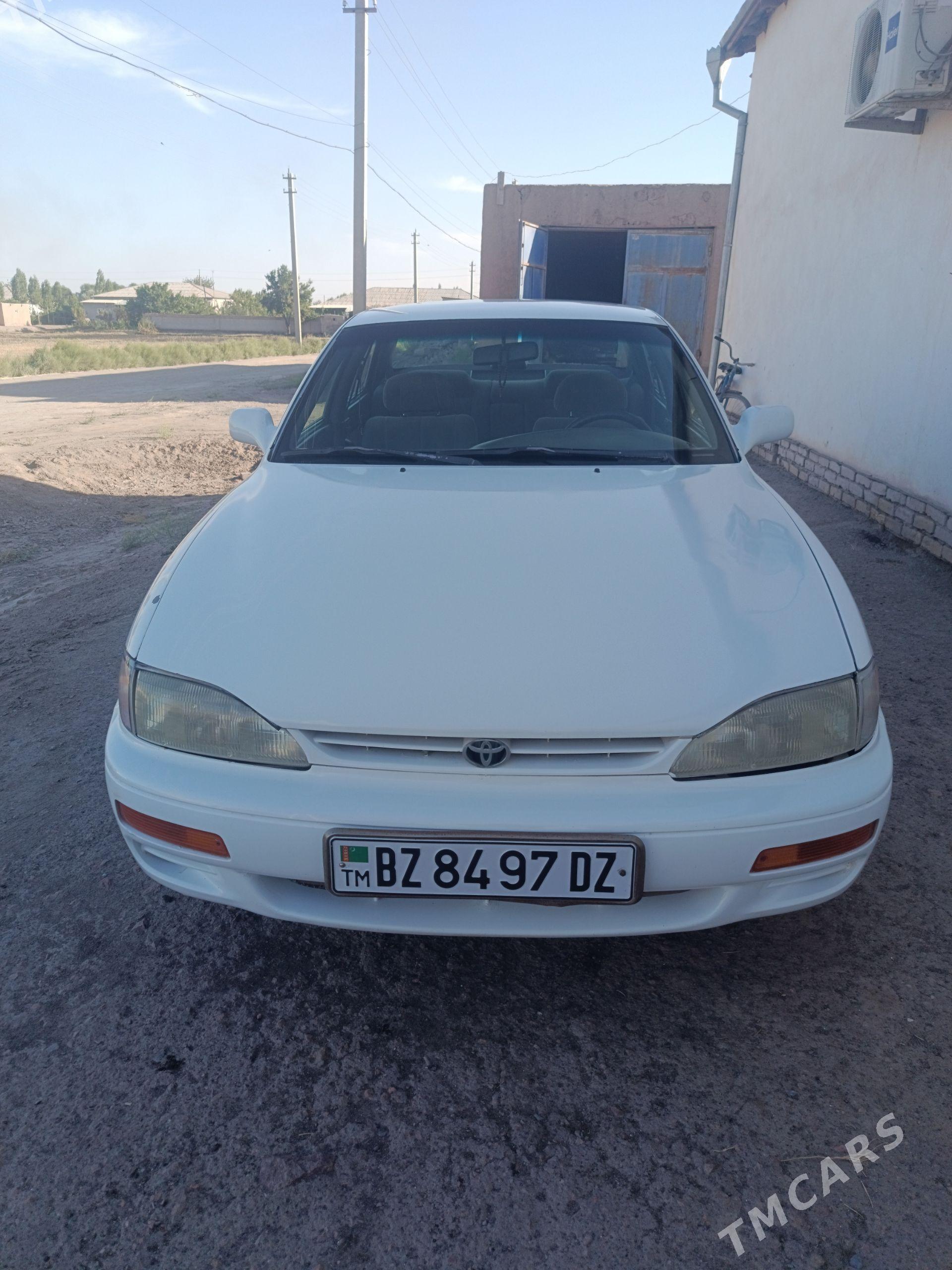 Toyota Camry 1995 - 120 000 TMT - Гороглы (Тагта) - img 1