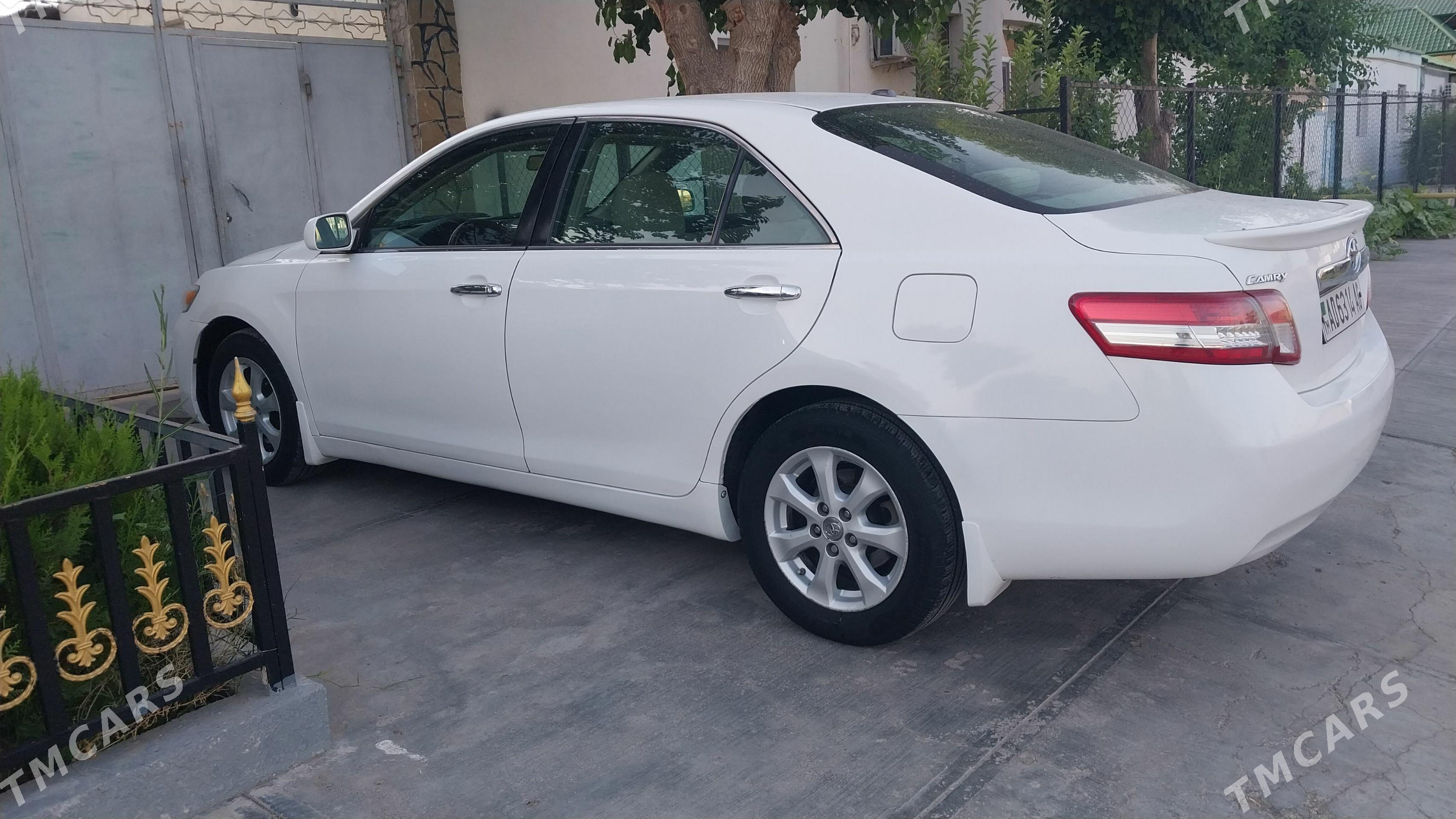 Toyota Camry 2010 - 234 000 TMT - Ашхабад - img 1