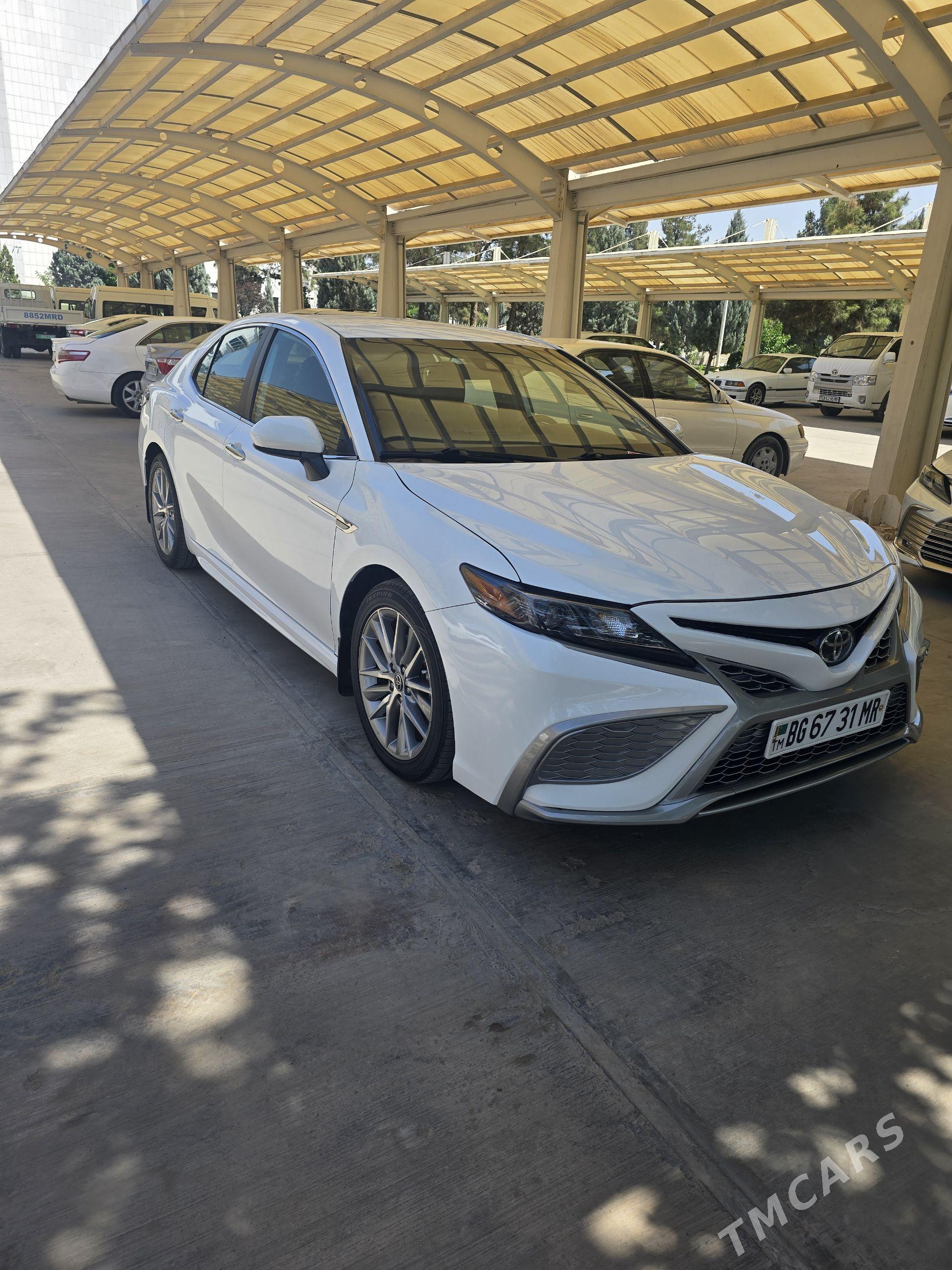 Toyota Camry 2021 - 340 000 TMT - Мары - img 1