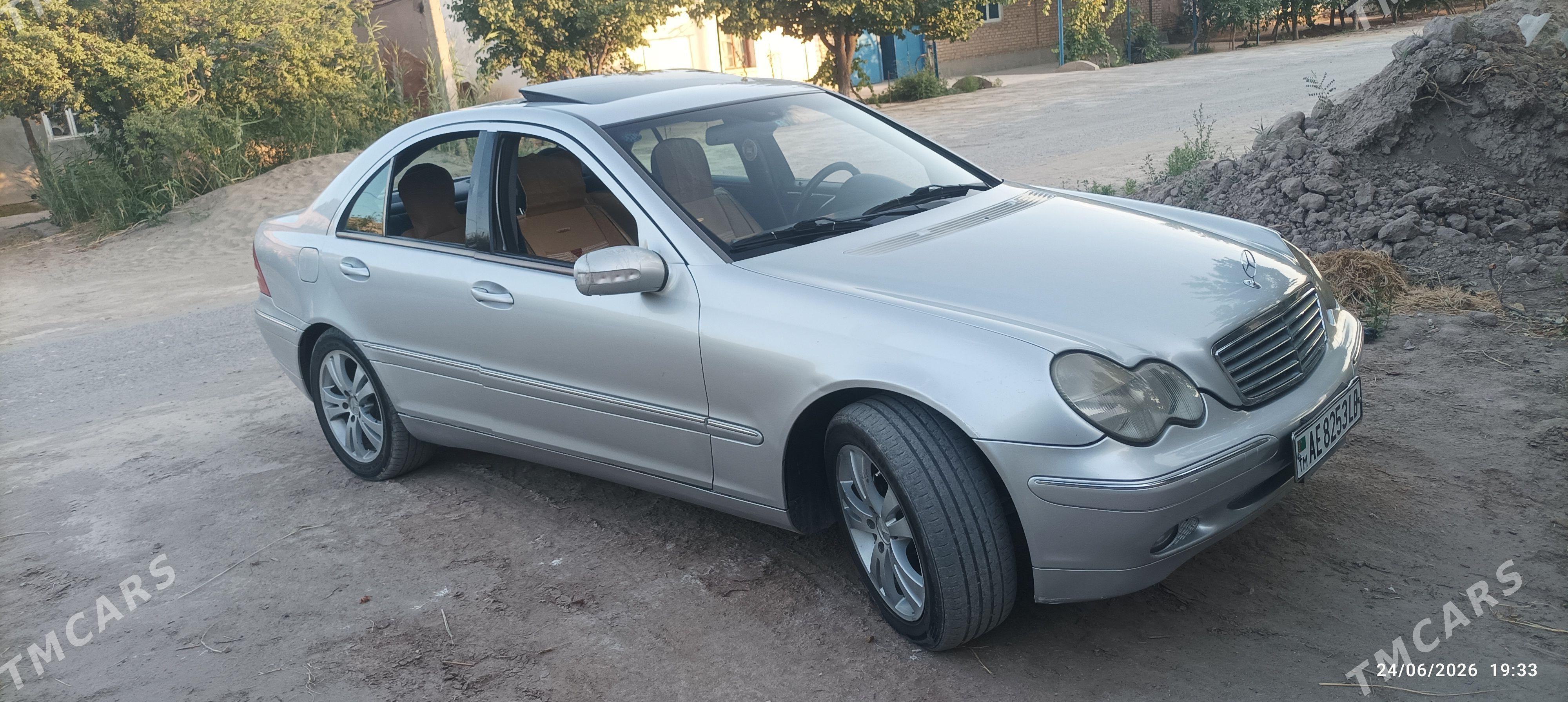 Mercedes-Benz C250 2000 - 100 000 TMT - Türkmenabat - img 1