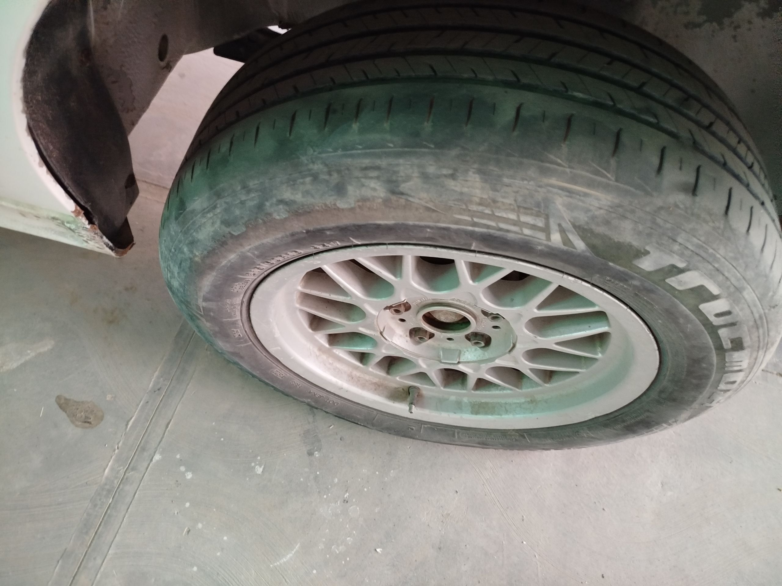 BMW diska 2 200 TMT - Magtymguly - img 1