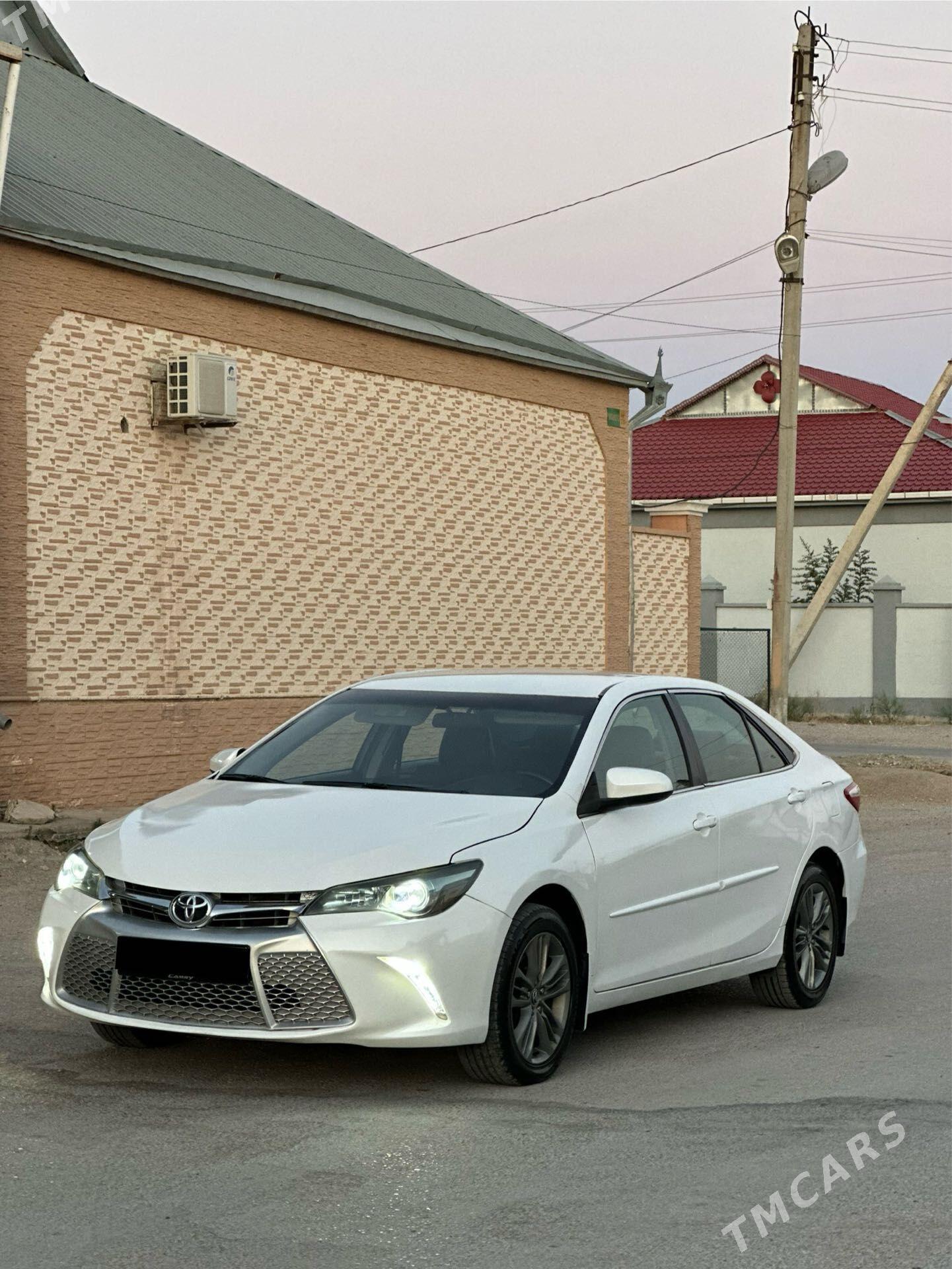 Toyota Camry 2017 - 240 000 TMT - Балканабат - img 1
