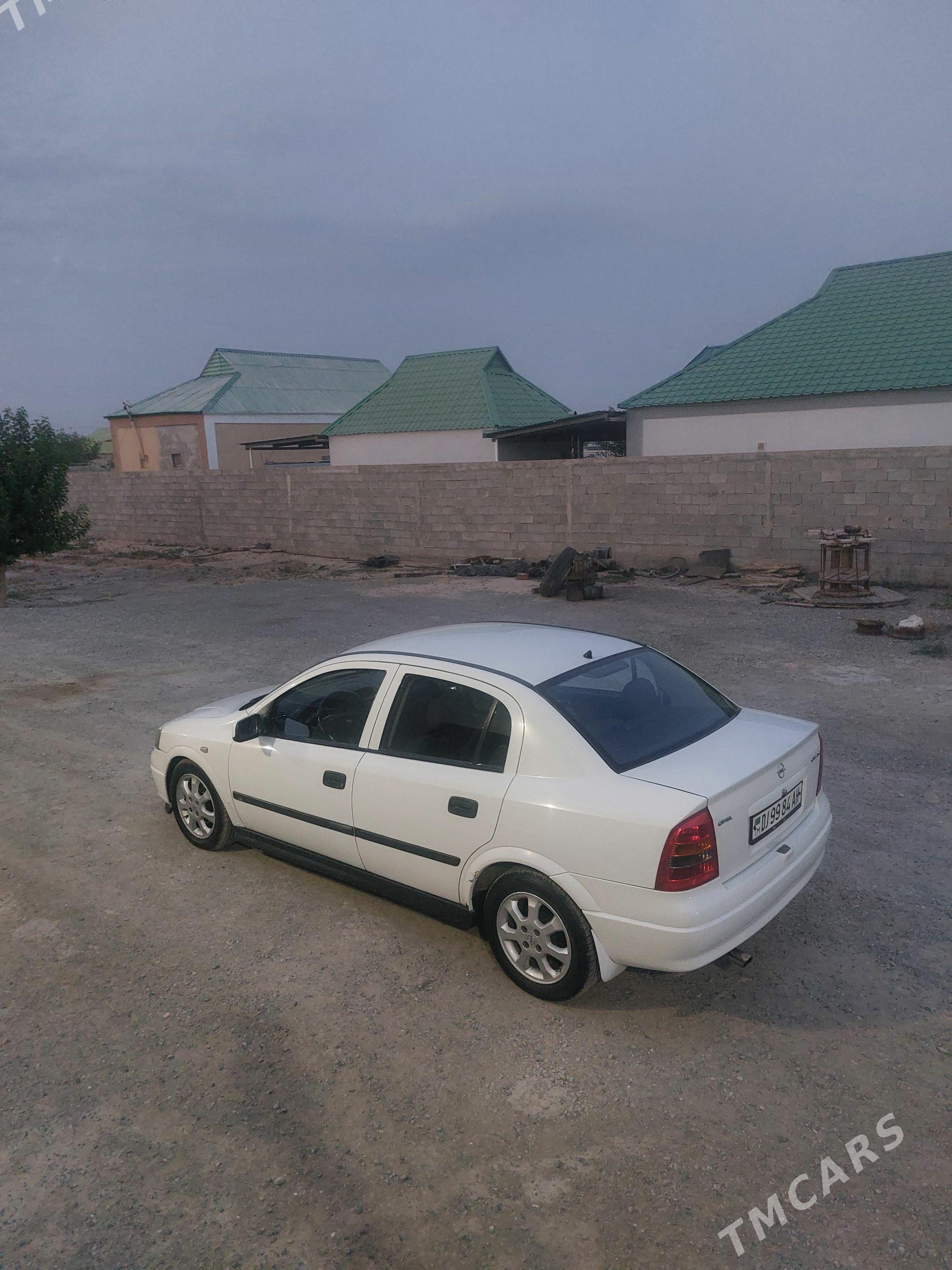 Opel Astra 2002 - 90 000 TMT - Херрикгала - img 1