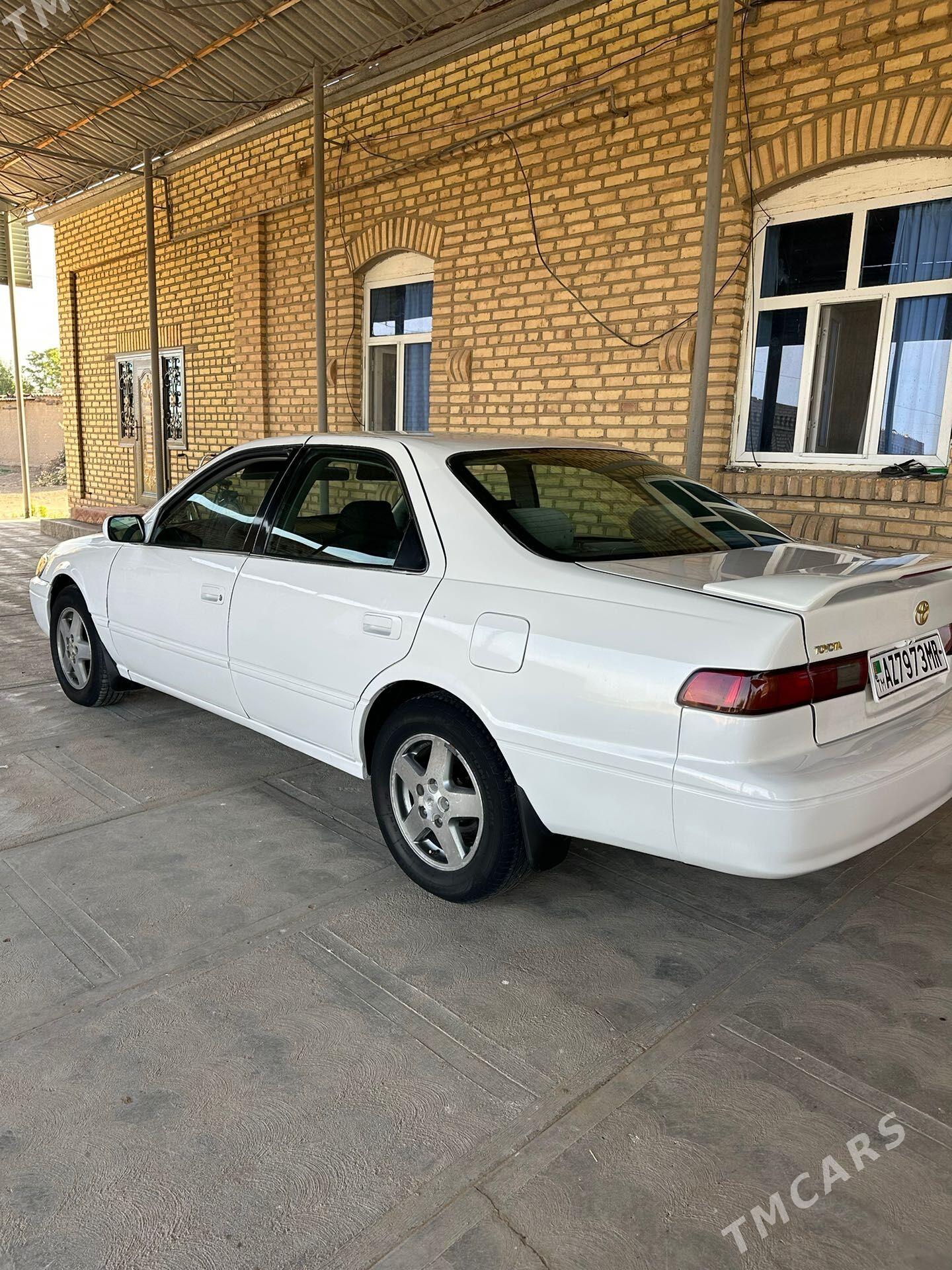 Toyota Camry 1999 - 145 000 TMT - Ýolöten - img 1