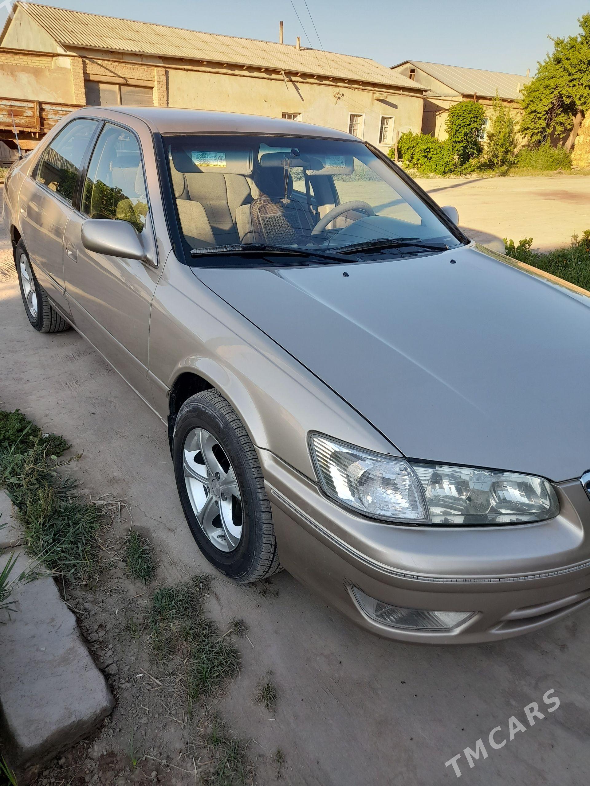 Toyota Camry 2021 - 180 000 TMT - Halaç - img 1