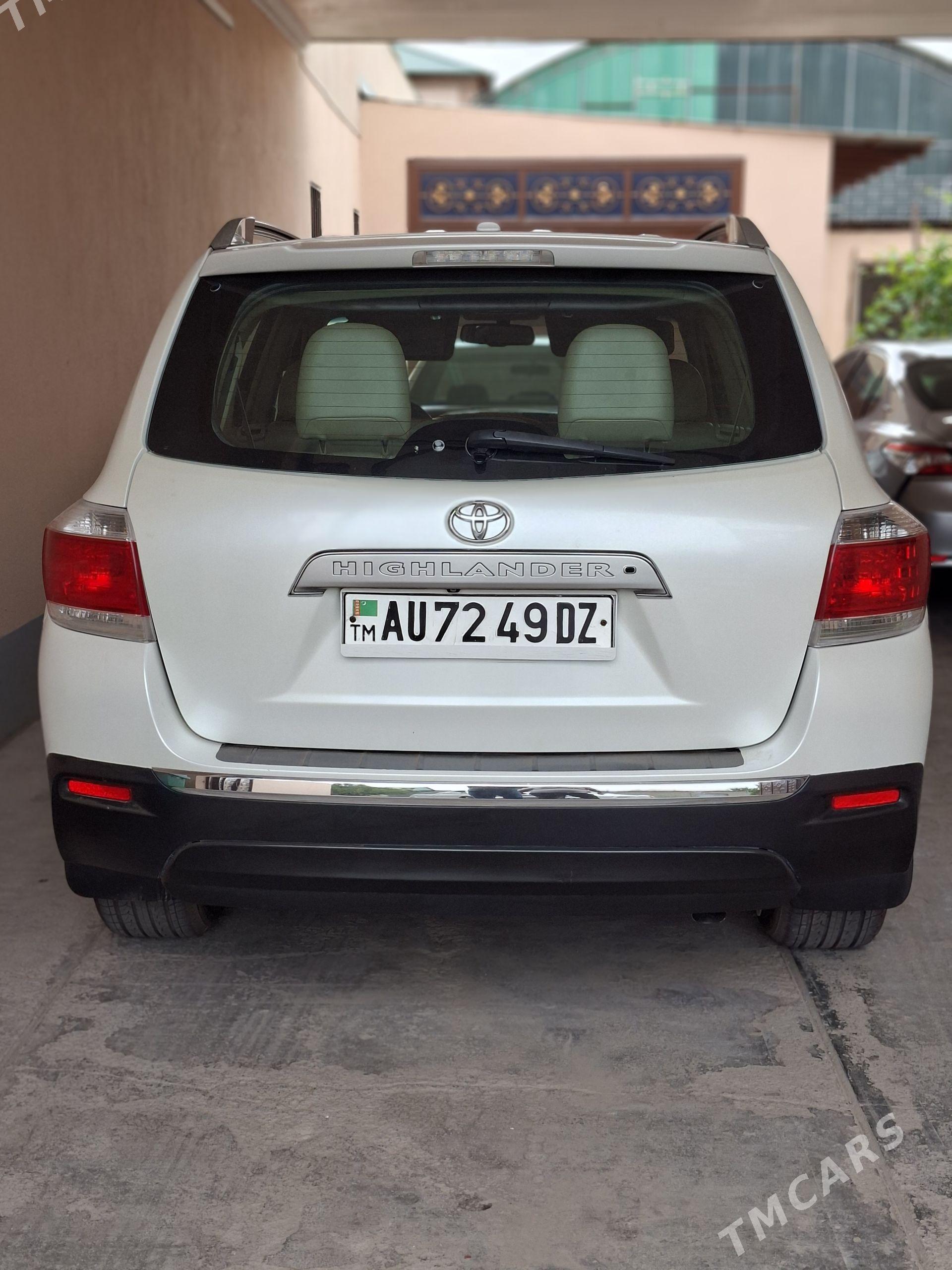 Toyota Highlander 2010 - 340 000 TMT - Дашогуз - img 1