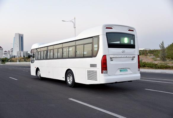 Türkmenistanda Täze ýyl gijesinde awtobus gatnawlarynyň wagty