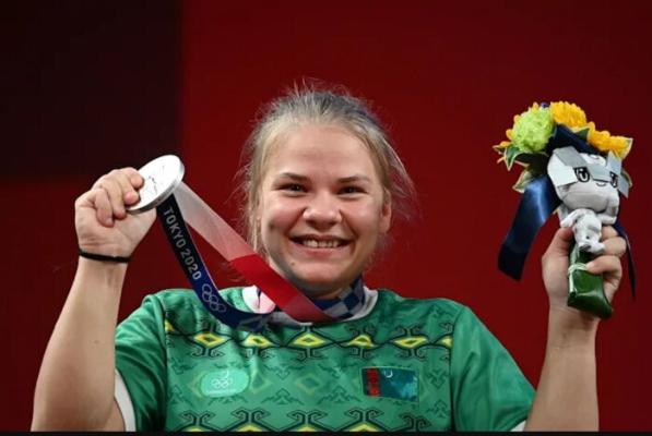 Полина Гурьева добыла первую олимпийскую медаль в истории Туркменистана