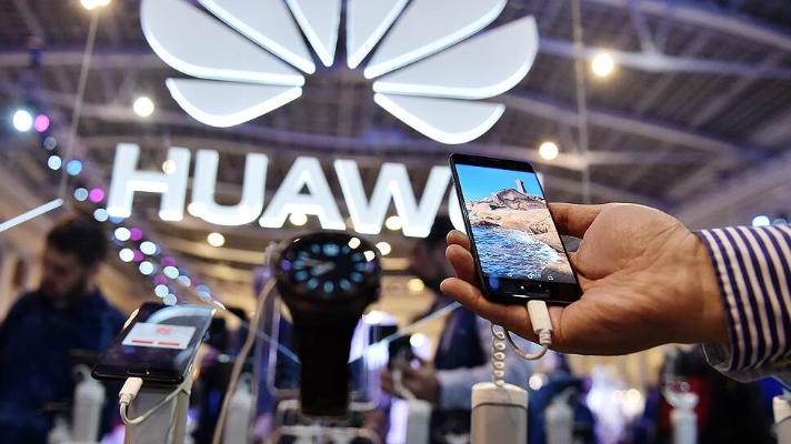 Huawei II çärýekde iň­ köp smartfon satan k­ompaniýa boldy