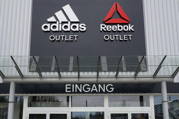 Adidas продает Reebok за €2,1 млрд