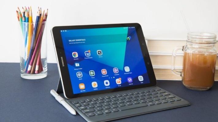 Компания Samsung готовит к выпуску новый планшет Galaxy Tab A 8,4