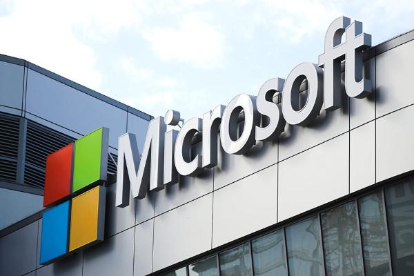 Microsoft-yň çärýek girdejisi ýyllyk hasabynda 18% ýokarlandy