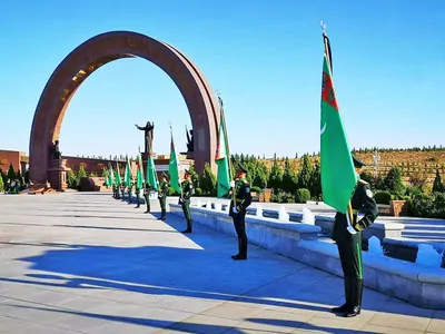 Türkmenistanda Ýeňiş güni mynasybetli çäreler geçiriler