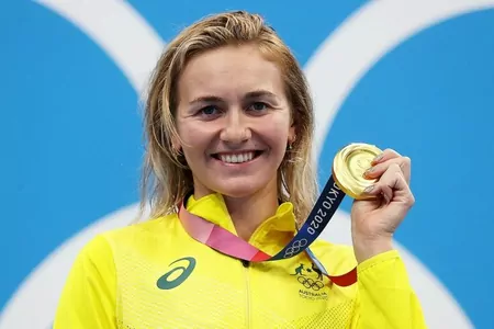 Австралийка Ариарне Титмус стала чемпионкой Олимпиады в плавании на 400 м вольным стилем