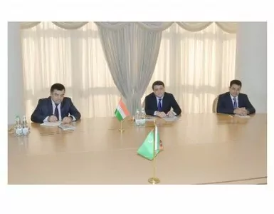 Türkmenistanyň we Täjigistanyň ministrleri Emomali Rahmonyň Türkmenistana saparyny maslahatlaşdylar