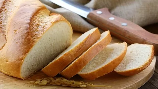 Ученые рассказали об опасности белого хлеба для здоровья