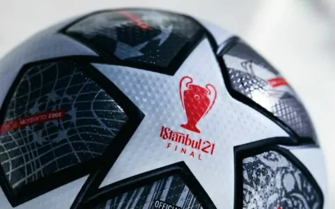 УЕФА представил официальный мяч плей-офф Лиги чемпионов 2021 года