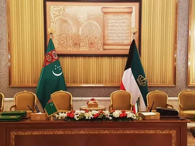 Дипломатические институты Туркменистана и Кувейта провели видеовстречу в честь юбилея
