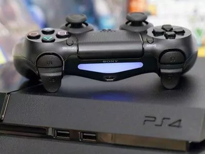 “Sony” PS4-de ýüze çykaryljak islendik kemçilik  üçin 50 müň dollar tölär