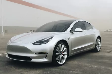 Продажи Tesla Model 3 в Китае увеличились в 3 раза