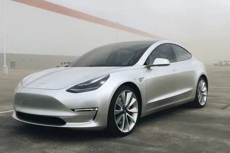 Tesla планирует увеличить объем производства Model 3 в Шанхае