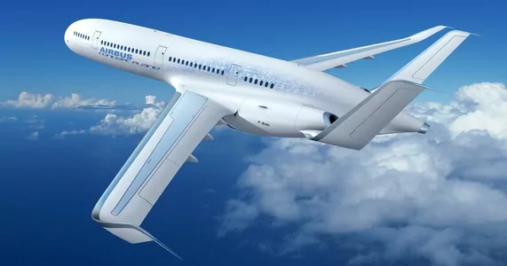 Airbus geljegiň ýolagçy uçarynyň modelini görkezdi