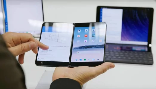 Microsoft разрабатывает устройство с большим гибким дисплеем