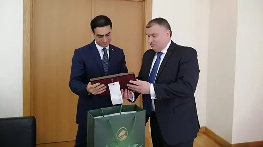 Türkmenistan we Belarus COVID-19-yň ýaýramagynyň öňüni alyş çärelerini maslahatlaşdy