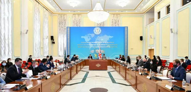 Казахстан подписал с фармкомпанией Astra Zeneca Меморандум о сотрудничестве