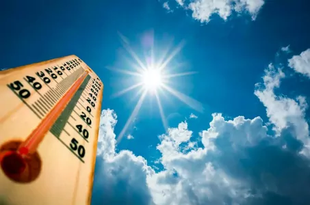 В Комиссии по чрезвычайным ситуациям поделились инструкциями по защите от сильной жары