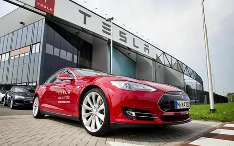 Tesla стала самым дорогим автопроизводителем в мире