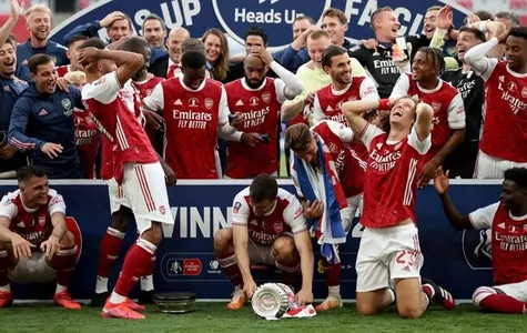 Дубль Обамеянга принес «Арсеналу» Кубок Англии и путевку в Лигу Европы