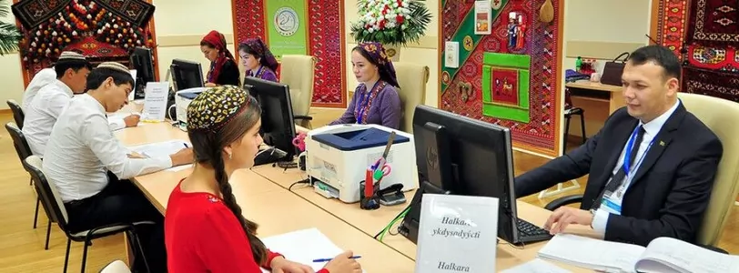 Приемная кампания в Туркменистане продлена до 21 августа