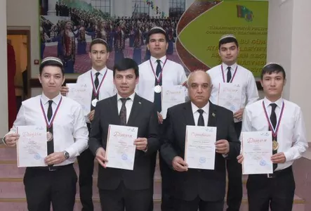 Туркменские студенты успешно прошли Международную открытую математическую интернет-олимпиаду