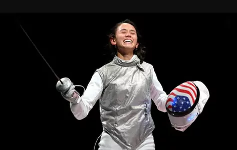 Американская рапиристка Ли Кифер стала чемпионкой Олимпиады