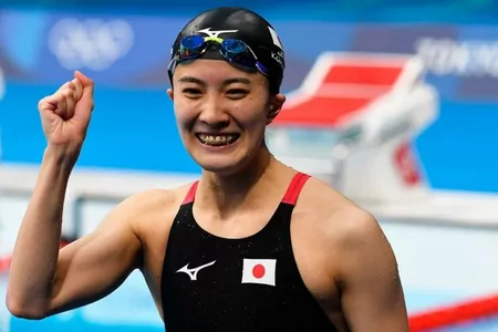 Японка Охаси выиграла золото Олимпиады на дистанции 400 метров комплексным плаванием